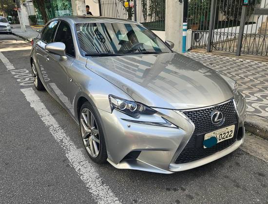 LEXUS IS250 F-SPORT 2.5 V6 24V GASOLINA 4P AUTOMÁTICO LEXUS IS250 F-SPORT 2.5 V6 24V GASOLINA 4P AUTOMÁTICO